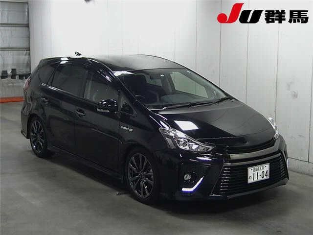 2055 TOYOTA PRIUS ALPHA ZVW41W 2015 г. (JU Gunma)